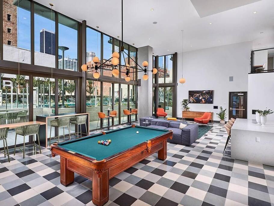 Top Floor High Rise 3 Bed Dtla Skyscraper Penthouse Los Angeles Kültér fotó