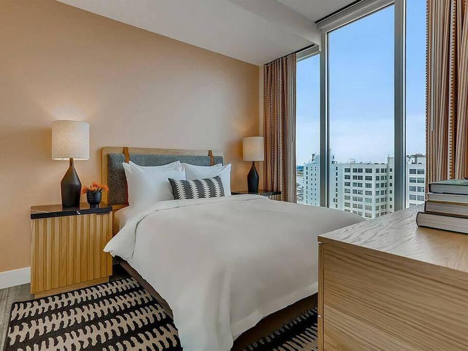 Top Floor High Rise 3 Bed Dtla Skyscraper Penthouse Los Angeles Kültér fotó